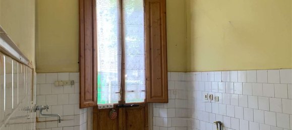 3 bedrooms Villa in Pistoia, Italy No. 67042 18