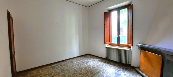 3 bedrooms Villa in Pistoia, Italy No. 67042 15