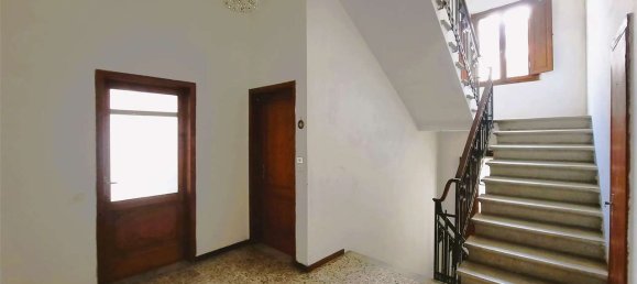 3 bedrooms Villa in Pistoia, Italy No. 67042 27