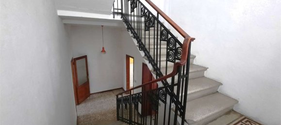 3 bedrooms Villa in Pistoia, Italy No. 67042 25