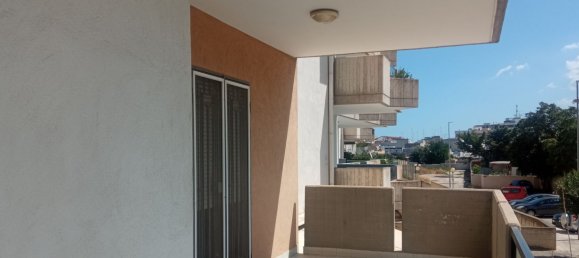 4 Schlafzimmer Wohnung in Bari, Italy, Nr. 315917 6