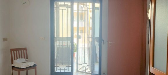 4 Schlafzimmer Wohnung in Bari, Italy, Nr. 315917 7