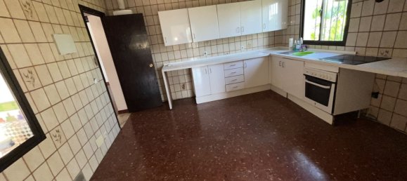 Casa de 5 dormitorios en Estepona, Spain No. 149062 2