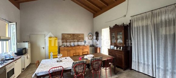 5 غرف نوم فيلا في Quistello, Italy رقم 360276 44