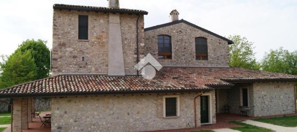 13 bedrooms House in Monzambano, Italy No. 156532 41