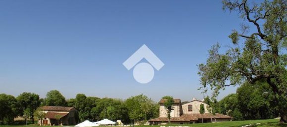 13 bedrooms House in Monzambano, Italy No. 156532 2