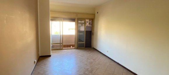 5 rooms Apartment in Palermo, Italy No. 88329 3