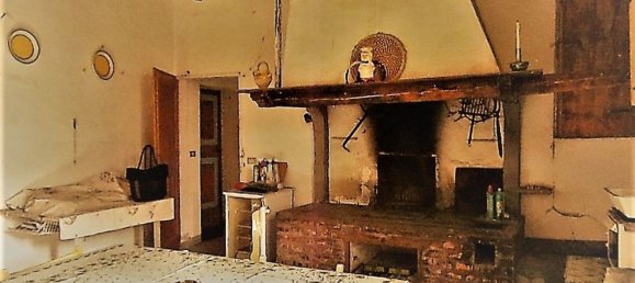 Дом с 6 комнатами в Кориано, Италия № 211455 12