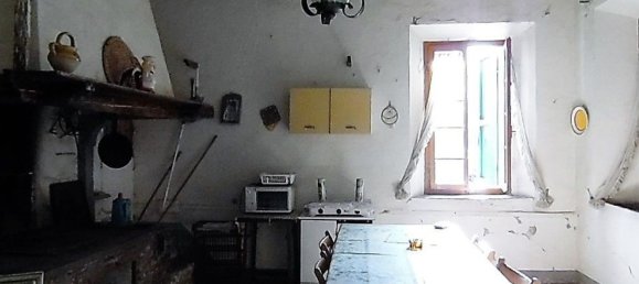 Дом с 6 комнатами в Кориано, Италия № 211455 18