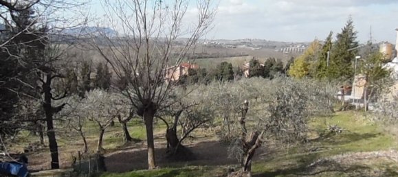 Дом с 6 комнатами в Кориано, Италия № 211455 3