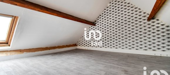 5 bedrooms House in Moreuil, France No. 80390 3