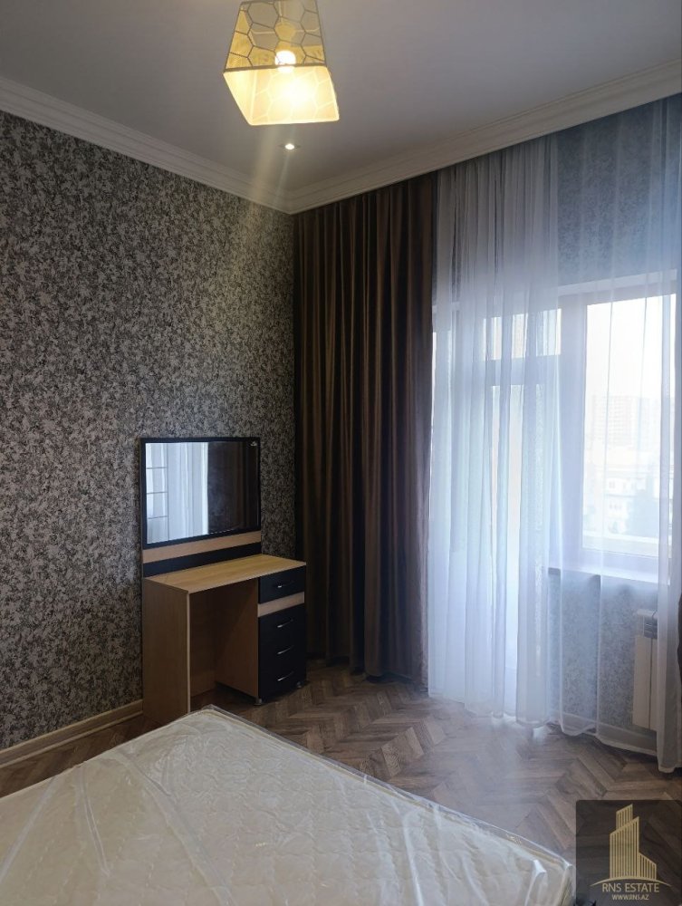 Квартира с 3 спальнями в Насиминский район, Азербайджан № 1490