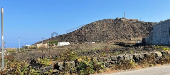 6620m² Land in Ponte San Pietro, Italy No. 64205 5