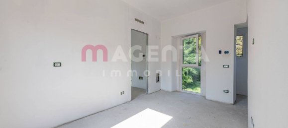 Apartamento de 2 dormitorios en Brescia, Italy No. 363413 17
