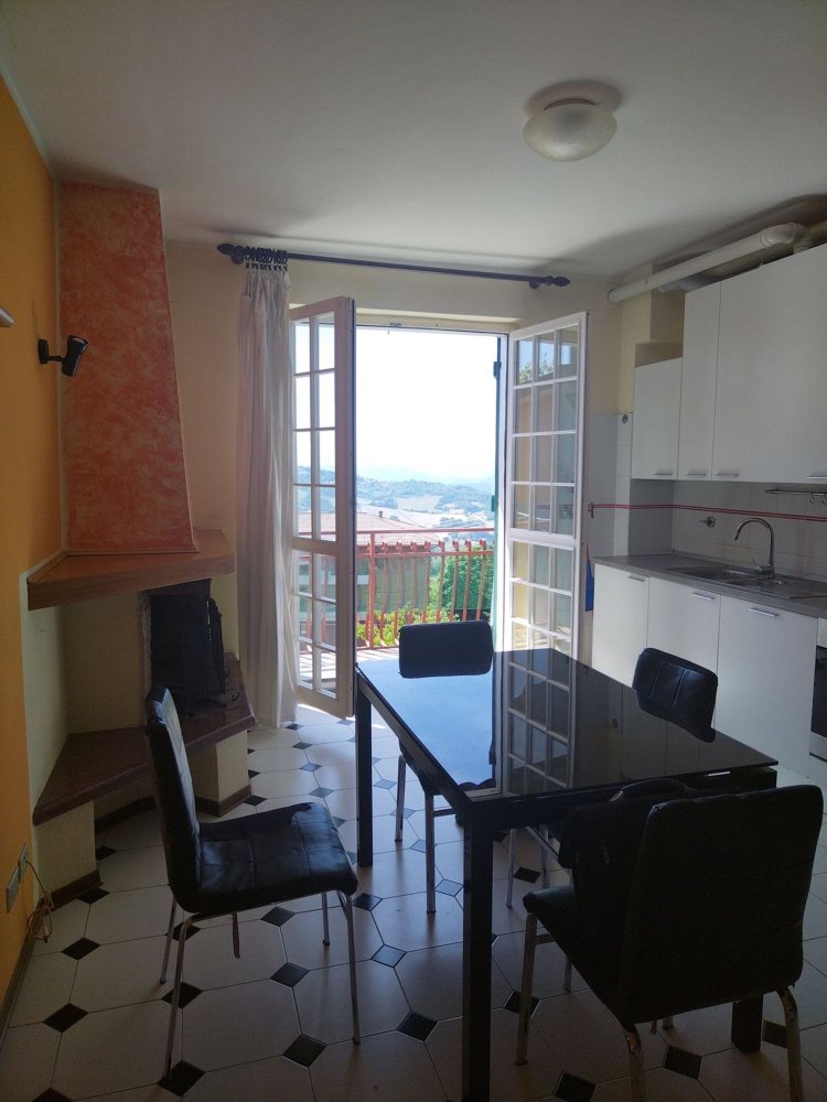 3 bedrooms Apartment in Loiano, Italy No. 362534