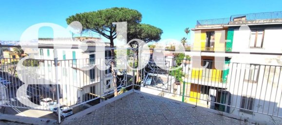 2 bedrooms Apartment in Portici, Italy No. 70312 18