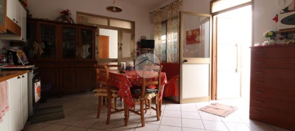 Дом с 4 комнатами в Марсала, Италия № 47650 23