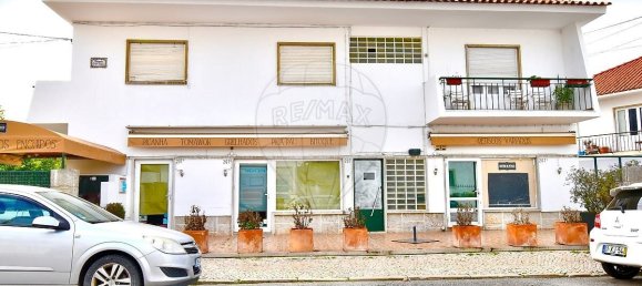 8 غرف نوم بناية في Cascais, Portugal رقم 337223 3