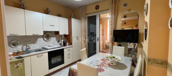 Apartamento de 4 habitaciónes en Martinsicuro, Italy No. 299648 18
