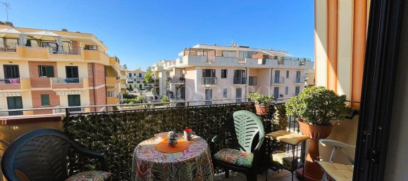 Apartamento de 4 habitaciónes en Martinsicuro, Italy No. 299648 45