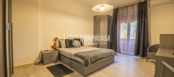 Apartamento de 2 dormitorios en Senigallia, Italy No. 312560 8