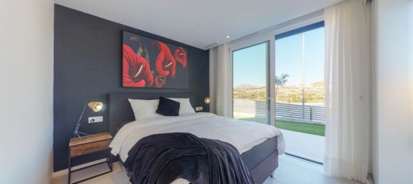 3 bedrooms Villa in Mutxamel, Spain No. 9764 16