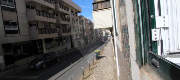 2 bedrooms Apartment in Lisbon, Portugal No. 11816 21