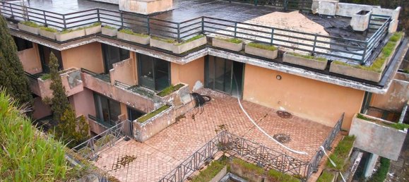 Gebäude in Chianciano Terme, Italy 5367m², Nr. 76103 2