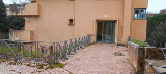 Gebäude in Chianciano Terme, Italy 5367m², Nr. 76103 11