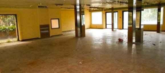 Gebäude in Chianciano Terme, Italy 5367m², Nr. 76103 12