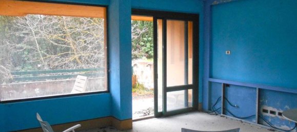 Gebäude in Chianciano Terme, Italy 5367m², Nr. 76103 27