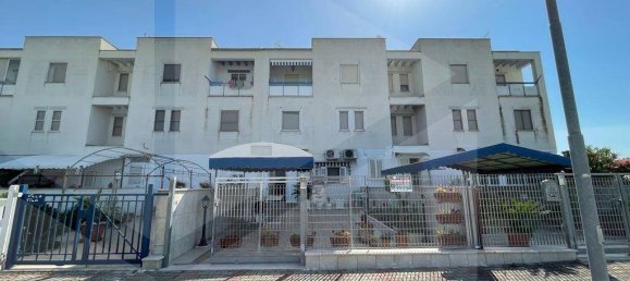 1 Schlafzimmer Wohnung in Manfredonia, Italy, Nr. 22175 5