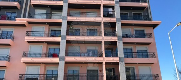 3 Schlafzimmer Wohnung in Cascais, Portugal, Nr. 123763 3