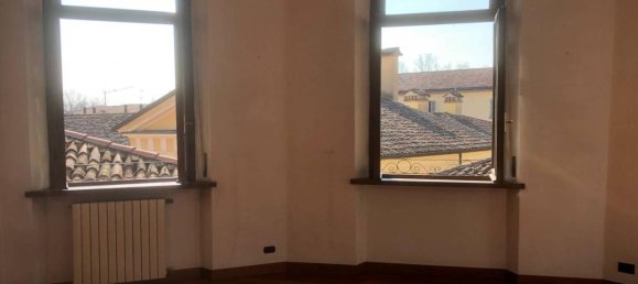 12-Zimmer Haus in Crema, Italy, Nr. 108360 10