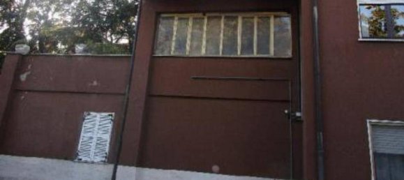 3 bedrooms Apartment in Milan, Italy No. 276255 32