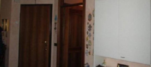 3 bedrooms Apartment in Milan, Italy No. 276255 2