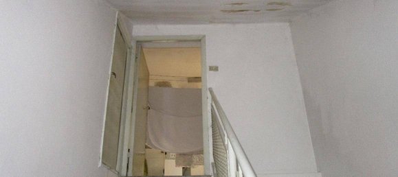 3 bedrooms Apartment in Milan, Italy No. 276255 23