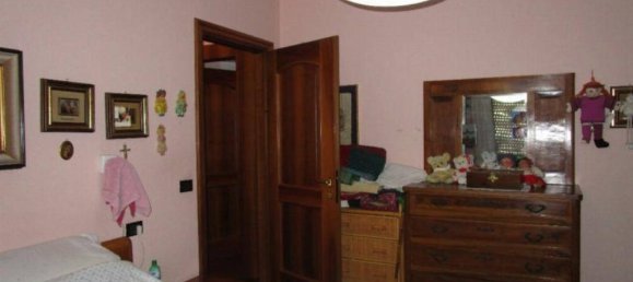 3 bedrooms Apartment in Milan, Italy No. 276255 12