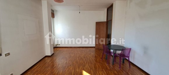 4 غرف نوم شقة في Cesano Maderno, Italy رقم 73958 2