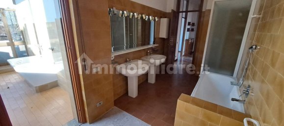 4 غرف نوم شقة في Cesano Maderno, Italy رقم 73958 12