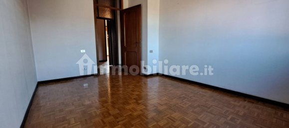 4 غرف نوم شقة في Cesano Maderno, Italy رقم 73958 22