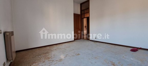 4 غرف نوم شقة في Cesano Maderno, Italy رقم 73958 20