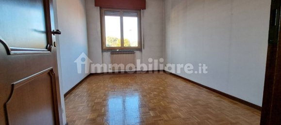 4 غرف نوم شقة في Cesano Maderno, Italy رقم 73958 21