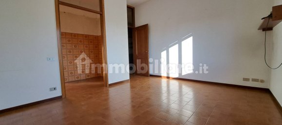 4 غرف نوم شقة في Cesano Maderno, Italy رقم 73958 8