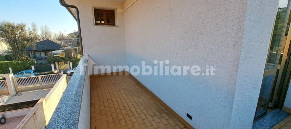 4 غرف نوم شقة في Cesano Maderno, Italy رقم 73958 26
