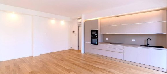 Apartamento de 4 habitaciónes en Arona, Italy No. 258668 3