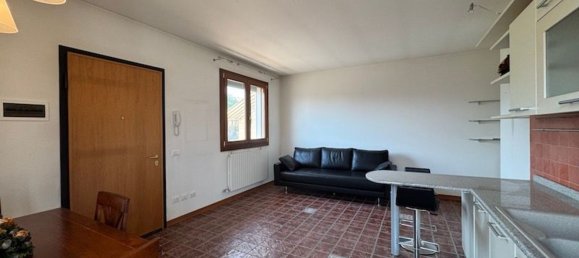 3غرفة شقة في Camponogara, Italy رقم 286791 2