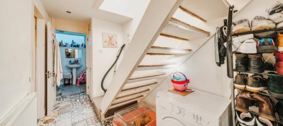 2 bedrooms House in Ilford, United Kingdom No. 10611 4