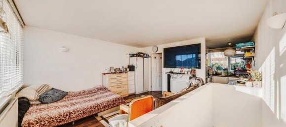 2 bedrooms House in Ilford, United Kingdom No. 10611 16