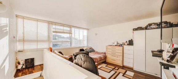 2 bedrooms House in Ilford, United Kingdom No. 10611 17